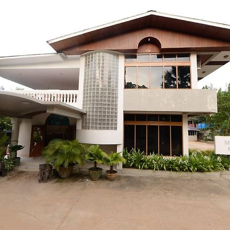 Min Nandar Garden Hotel Thanlyin Екстер'єр фото