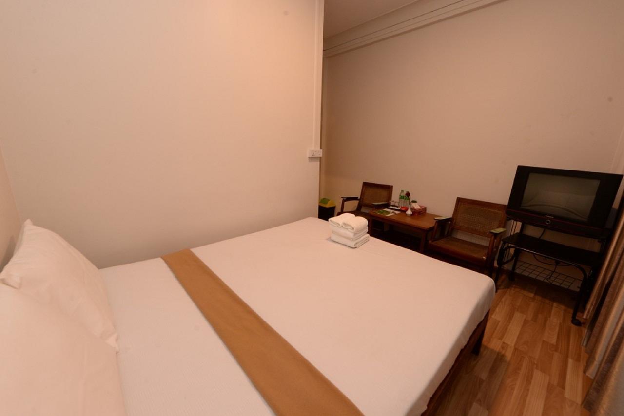 Min Nandar Garden Hotel Thanlyin Екстер'єр фото