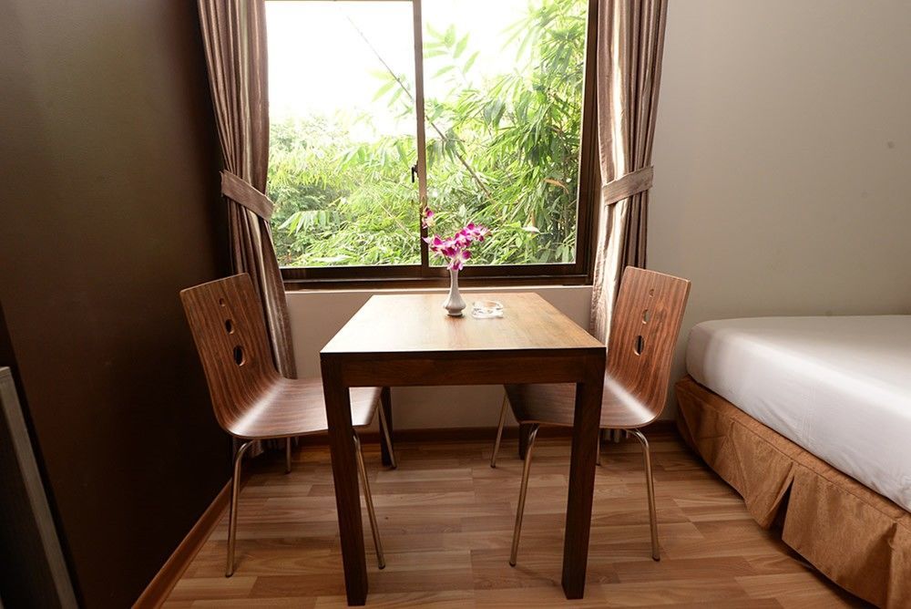 Min Nandar Garden Hotel Thanlyin Екстер'єр фото